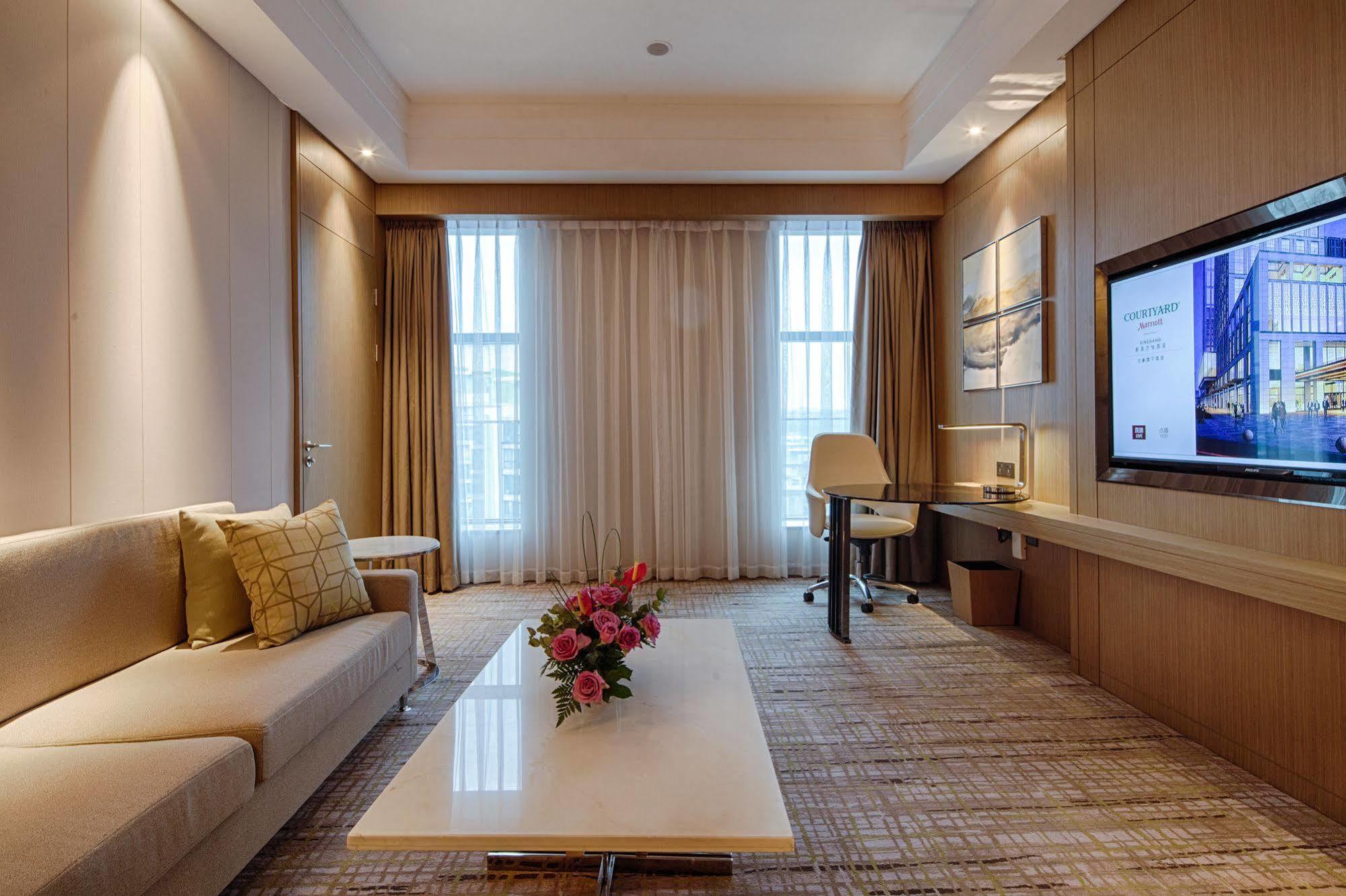 Courtyard By Marriott Xinchang Luaran gambar